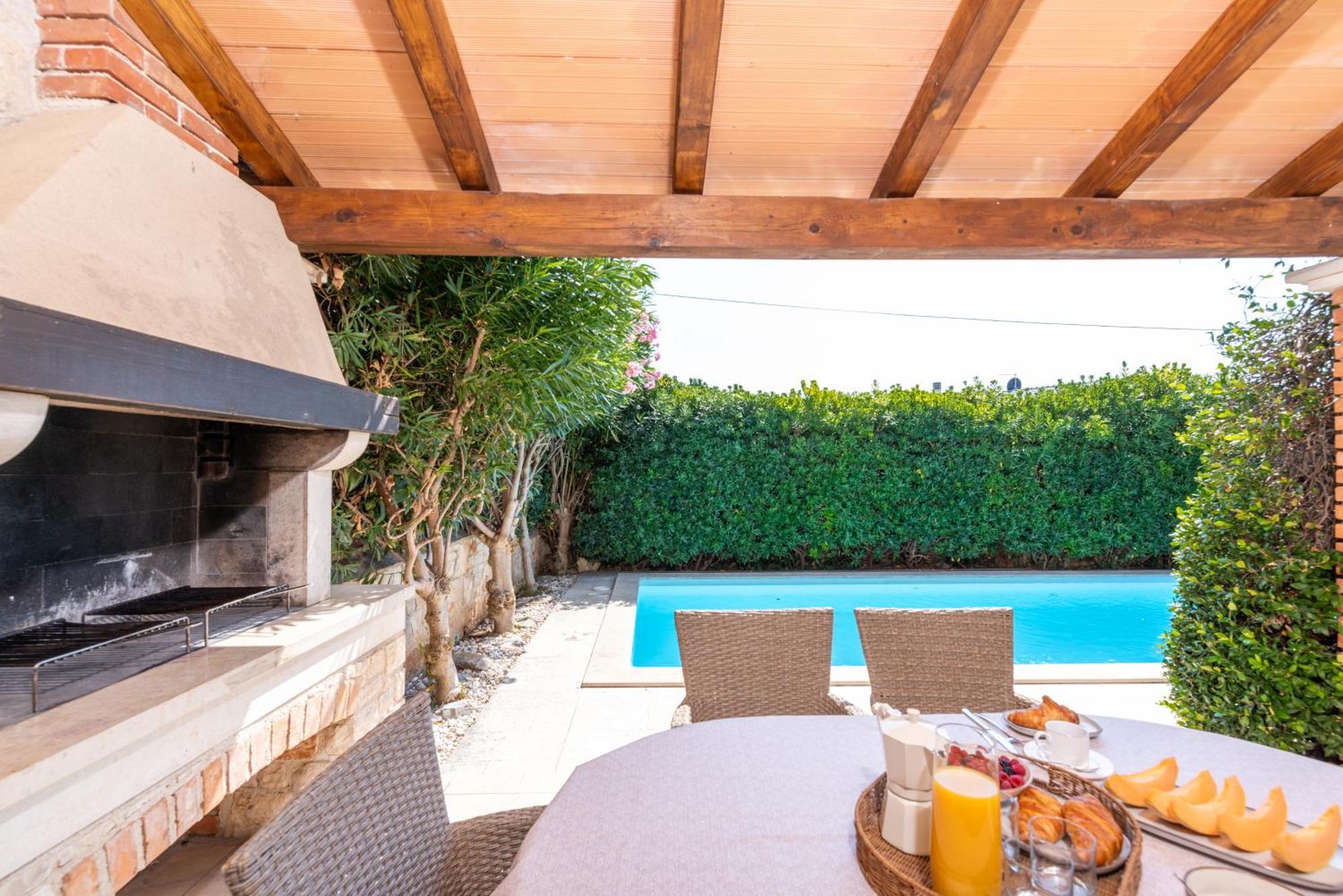 Villa Mia Lea Tar-Vabriga エクステリア 写真