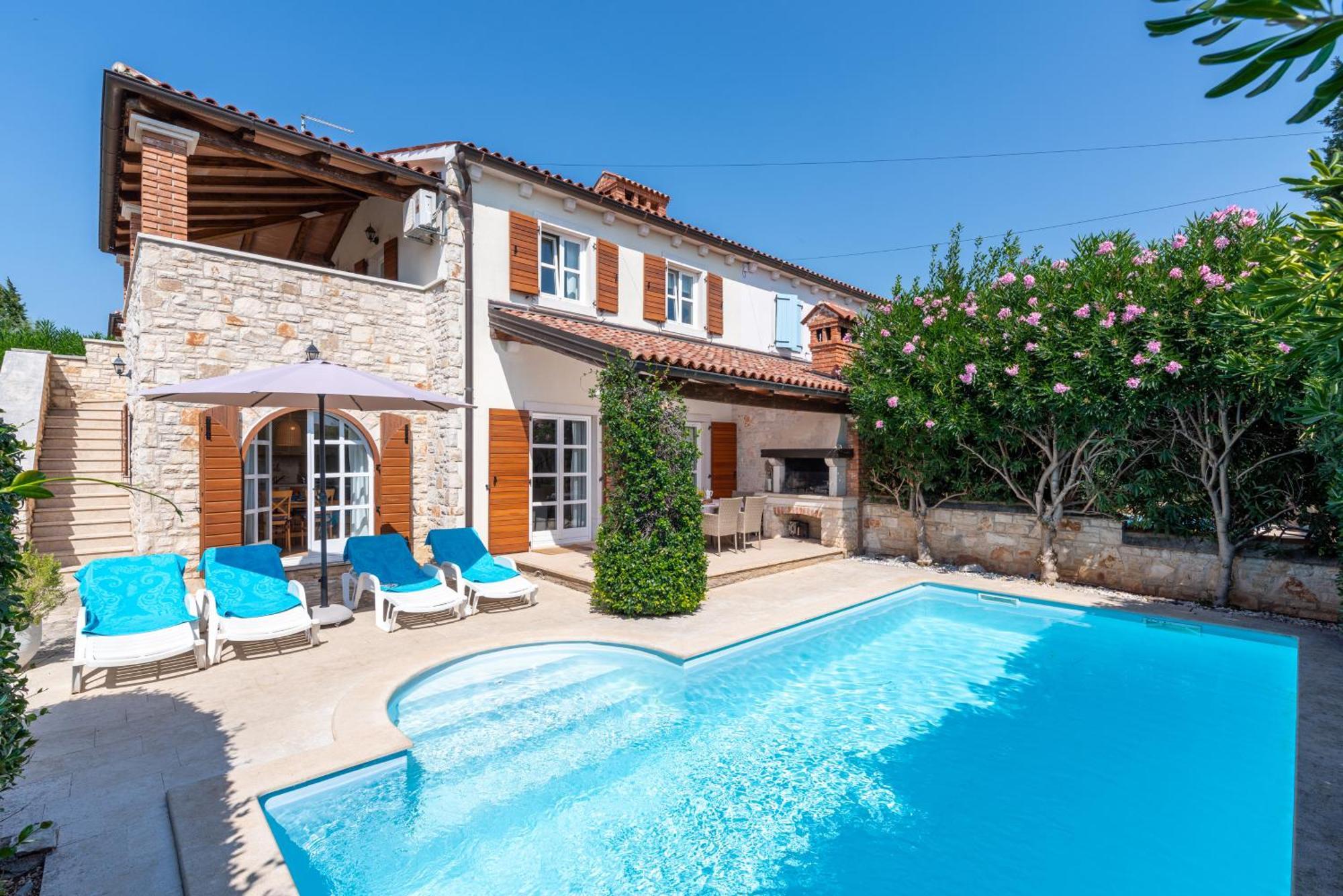 Villa Mia Lea Tar-Vabriga エクステリア 写真